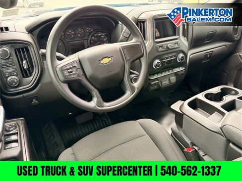 Used 2025 Chevrolet Silverado 2500 W/T w/ WT Convenience Package image 12
