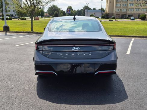 Used 2025 Hyundai Sonata SEL FWD image 4