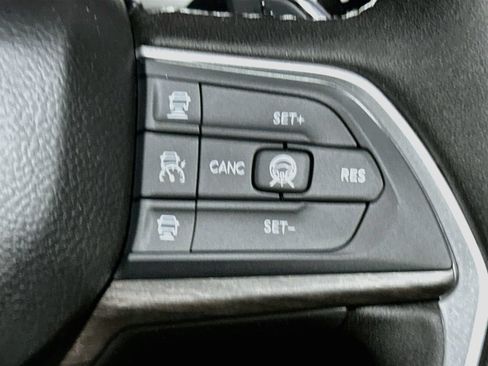 New 2026 Jeep Grand Cherokee Limited w/ Luxury Tech Group II AWD/4WD image 31