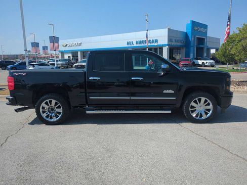 Used 2014 Chevrolet Silverado 1500 High Country w/ High Country Premium Package AWD/4WD image 9