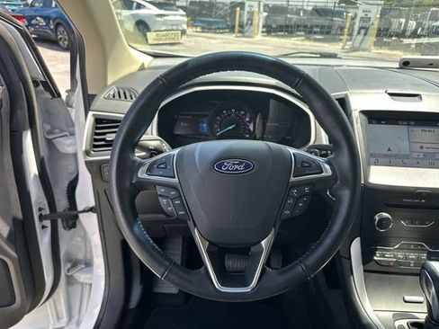 Certified 2018 Ford Edge SEL w/ Equipment Group 201A FWD image 15
