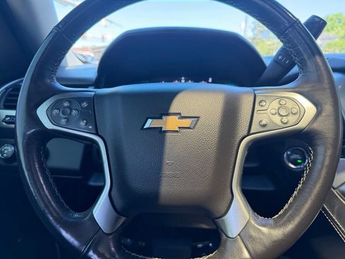 Used 2018 Chevrolet Suburban Premier w/ RST Edition AWD/4WD image 20