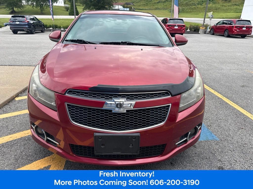 Used 2014 Chevrolet Cruze LTZ w/ RS Package FWD image 2