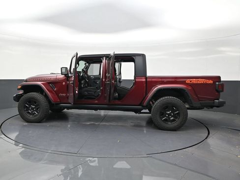 Used 2021 Jeep Gladiator Mojave AWD/4WD image 27