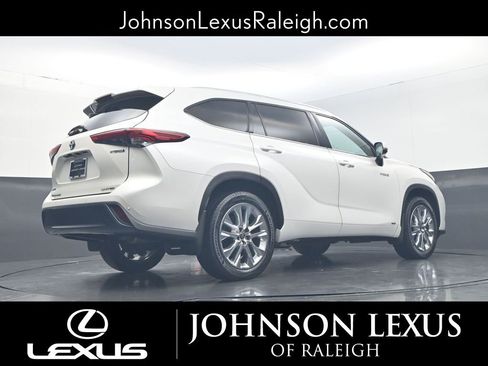 Used 2020 Toyota Highlander Limited image 19