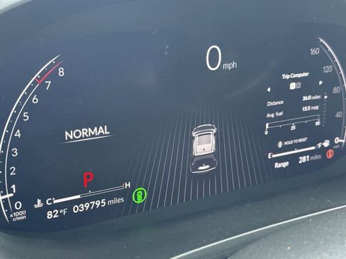Used 2023 Acura MDX FWD w/ Technology Package image 16