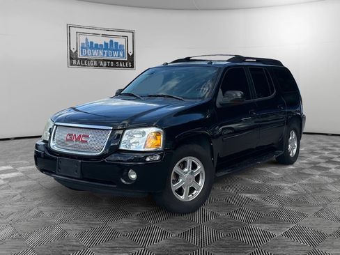 Used 2005 GMC Envoy XL SLE image 2