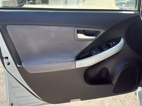 Used 2012 Toyota Prius Three image 5
