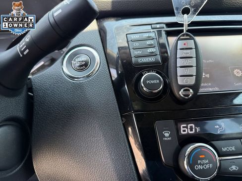Used 2017 Nissan Rogue SV AWD/4WD image 29