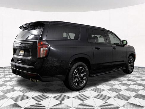 Used 2022 Chevrolet Suburban Z71 w/ Z71 Off-Road Package image 16