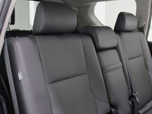 Used 2017 Lexus GX 460 Premium 4D SUV 4WD image 43