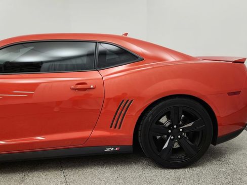 Used 2013 Chevrolet Camaro ZL1 RWD image 13