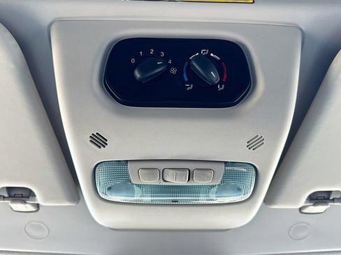 Used 2017 Ford Transit 350 XLT RWD image 20
