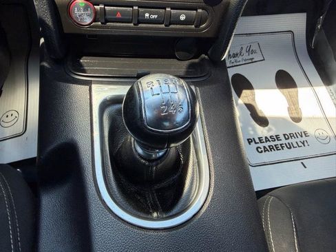 Used 2019 Ford Mustang GT RWD image 32