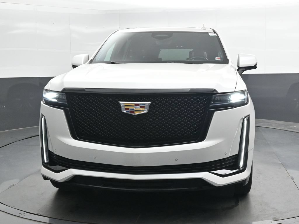 Used 2024 Cadillac Escalade ESV Sport Platinum w/ Heavy-Duty Trailer Package AWD/4WD image 6