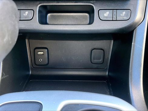 Used 2018 Chevrolet Colorado ZR2 image 22