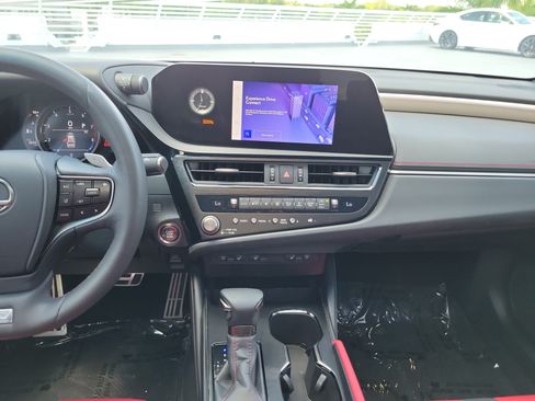 Certified 2023 Lexus ES 350 F Sport w/ Accessory Package (Z1) FWD image 17