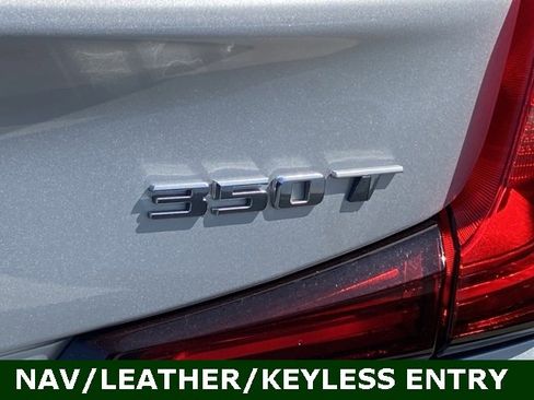 Used 2022 Cadillac XT4 Premium Luxury w/ Enhanced Visibility Package image 30