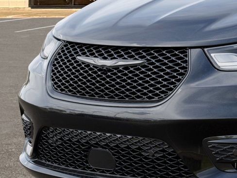 New 2026 Chrysler Pacifica Select image 11
