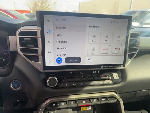 Used 2023 Toyota Tundra Limited image 10