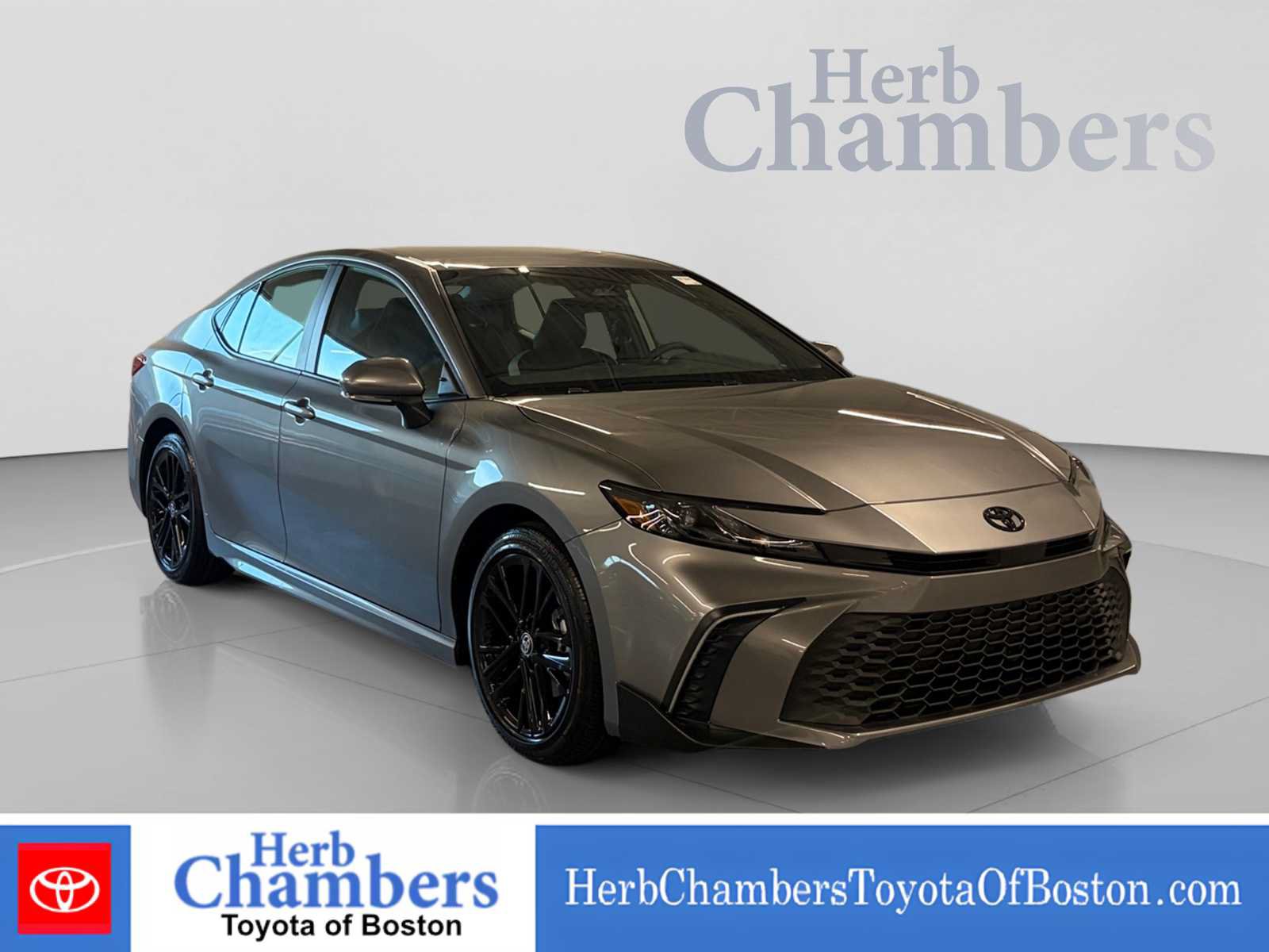 Certified 2026 Toyota Camry SE FWD image 1