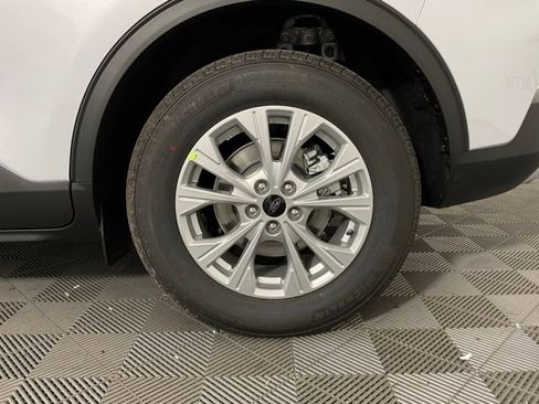 New 2025 Ford Escape Active image 10