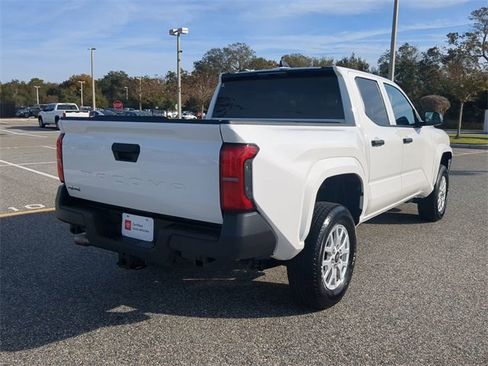 Certified 2024 Toyota Tacoma SR image 4