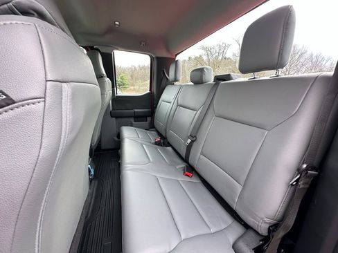 New 2026 Ford F250 XL w/ XL Chrome Package image 17