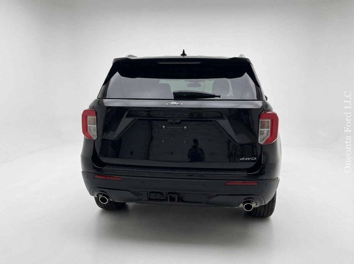 Used 2022 Ford Explorer ST-Line w/ Class IV Trailer Tow Package AWD/4WD image 4
