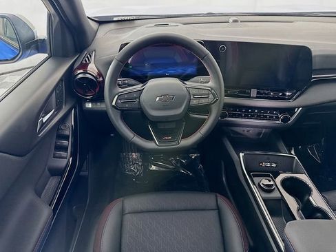 New 2026 Chevrolet Equinox RS w/ Convenience Package III FWD image 23