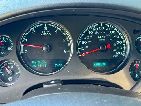 Used 2012 GMC Yukon XL SLT w/ SLT-2 Equipment Package RWD image 16