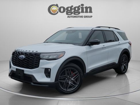 New 2026 Ford Explorer ST-Line w/ ST-Line Street Pack image 1