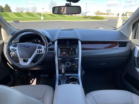 Used 2014 Ford Edge Limited w/ Driver Entry Package AWD/4WD image 17