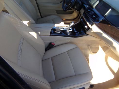 Used 2015 BMW 528i xDrive Sedan image 38