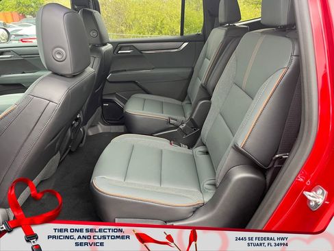 New 2026 GMC Acadia AT4 w/ Luxury Package image 11