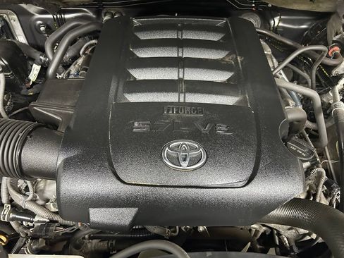 Used 2020 Toyota Tundra 1794 Edition AWD/4WD image 10