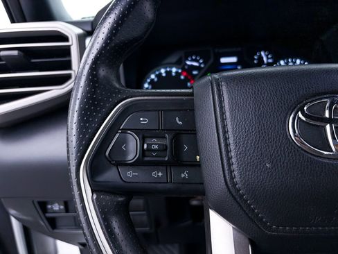 Used 2025 Toyota Tundra SR5 AWD/4WD image 28