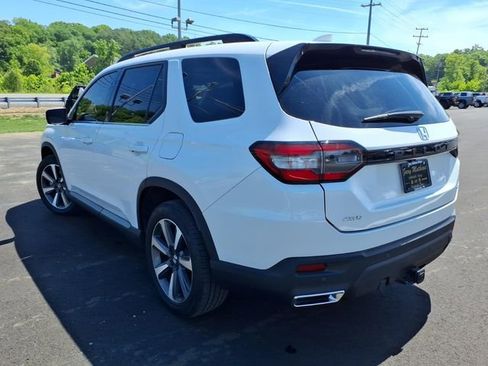 Used 2024 Honda Pilot Elite image 24
