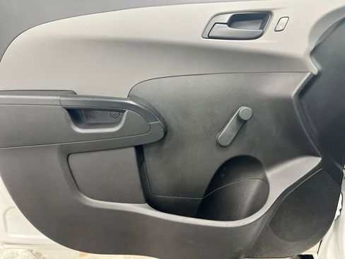 Used 2017 Chevrolet Sonic LT image 19