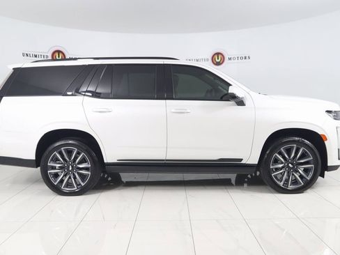 Used 2021 Cadillac Escalade Sport Platinum image 2