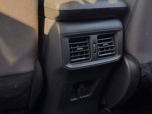 Used 2019 Toyota RAV4 LE w/ Carpet Mat Package image 35