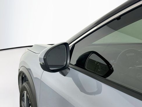 Used 2023 Nissan Rogue SL FWD image 16