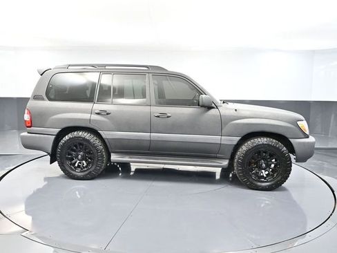 Used 2006 Toyota Land Cruiser image 3