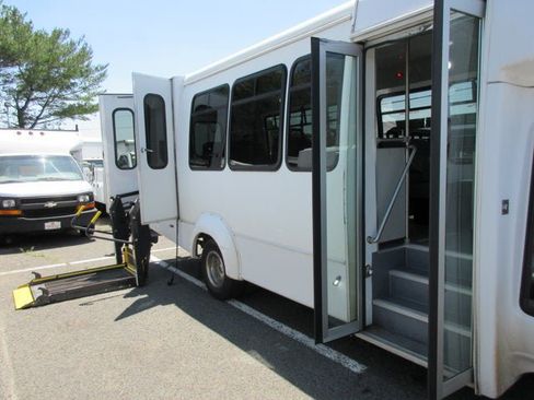 Used 2019 Ford E-350 and Econoline 350 Super Duty w/ Shuttle Bus Prep Package RWD image 25