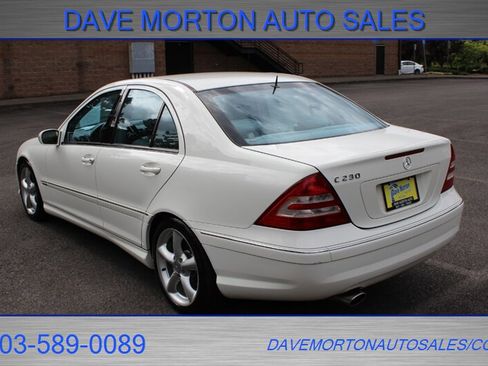 Used 2006 Mercedes-Benz C 230 Sedan image 3