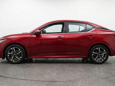 Used 2025 Nissan Sentra SV FWD image 5