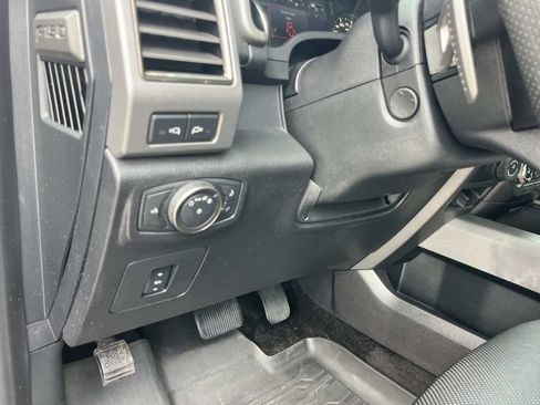 Used 2018 Ford F150 Raptor w/ Equipment Group 802A Luxury AWD/4WD image 35