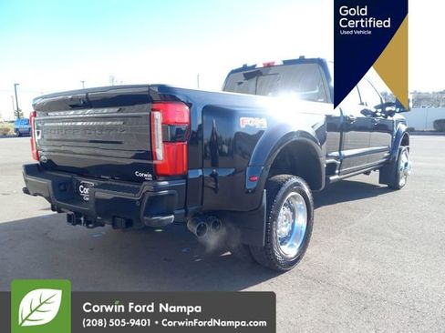 Certified 2026 Ford F450 Platinum w/ FX4 Off-Road Package image 3