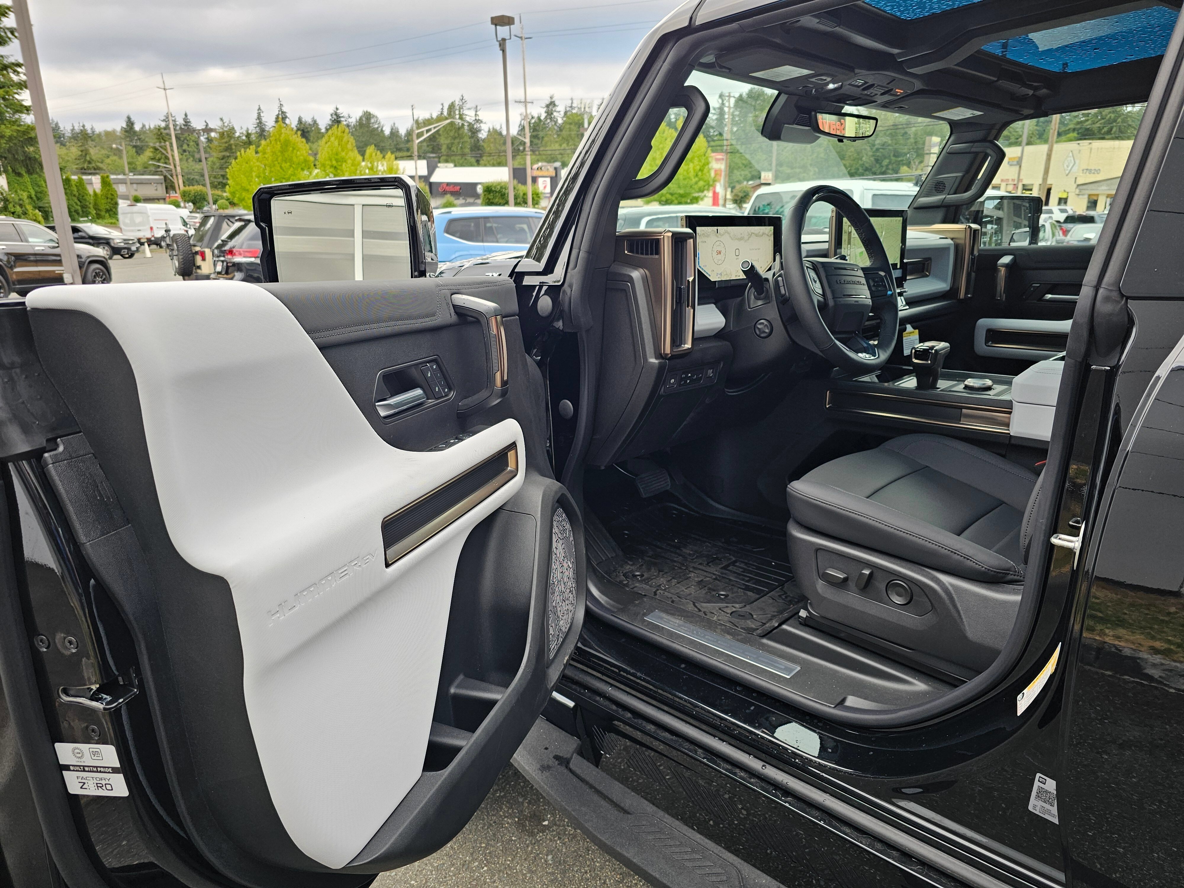 New 2024 GMC Hummer EV 2X AWD/4WD image 23