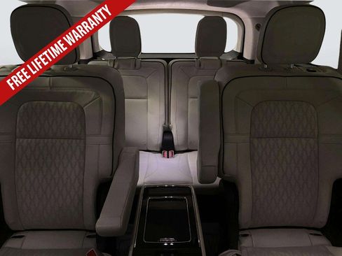 Used 2024 Lincoln Aviator Black Label w/ Jet Package AWD/4WD image 27